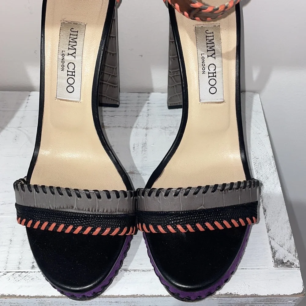 Jimmy Choo statement platform